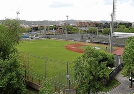 La agresión sexual se cometió en un descampado cercano al polideportivo de El Fango