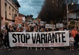 Imagen de una protesta vecinal contra el proyecto de la variante.