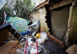 Asentamiento ilegal en las faldas de Artxanda.