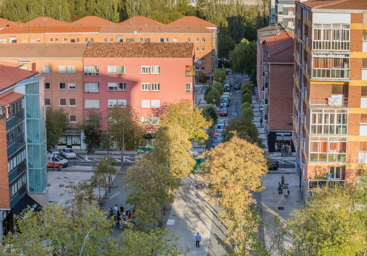 Vista general del barrio vitoriano de Arana, que este fin de semana ha tenido sus fiestas.