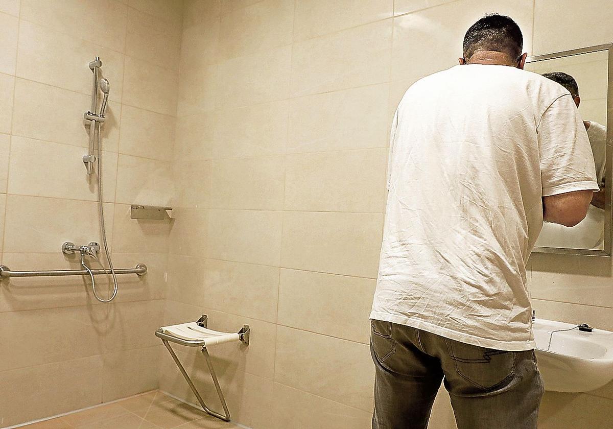 Vitoria refuerza su servicio de aseo y atención para personas en exclusión