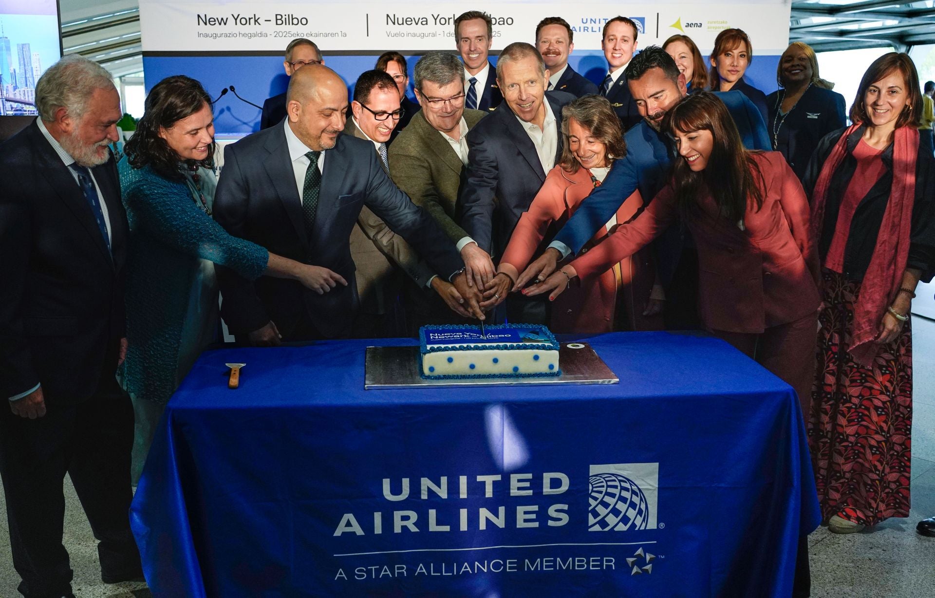 Las mejores imágenes del primer vuelo Nueva York-Bilbao de la historia