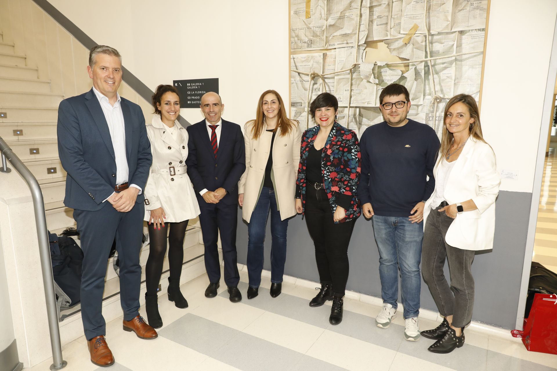 Iñaki Eguílaz, Maite Hernández, Axier Urresti, Miriam Santos, Irati González, Asier García y Vega León.