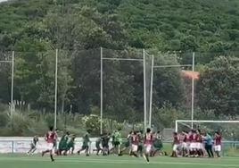 El gesto viral de deportividad en un torneo de fútbol juvenil en Berango que emociona a las redes