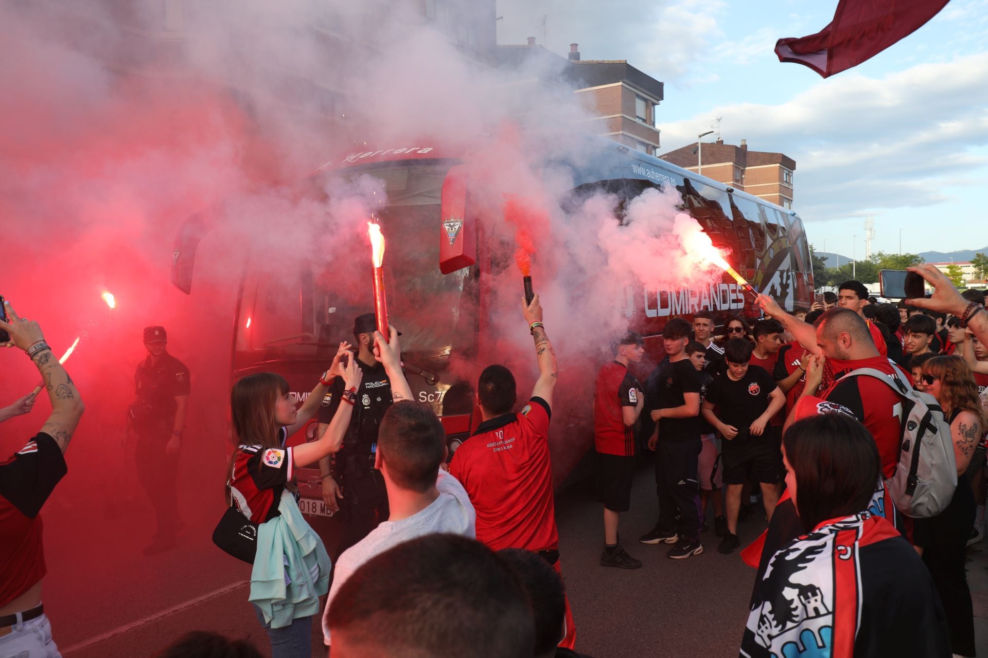 Las imágenes de la fiesta del Mirandés