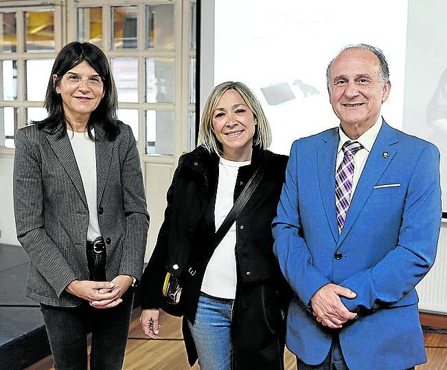 Amaia Ruiz, Blanca Santaolalla y Ramón Ruiz.