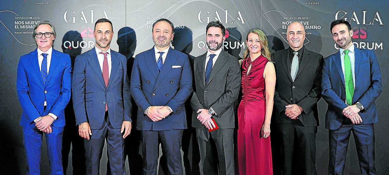 Guillermo Pérez Larrauri, Javier Lucas, Roberto Serrano, Iker Elorduy, Mercedes Esteban, Víctor Lucas y Eduardo Corral.