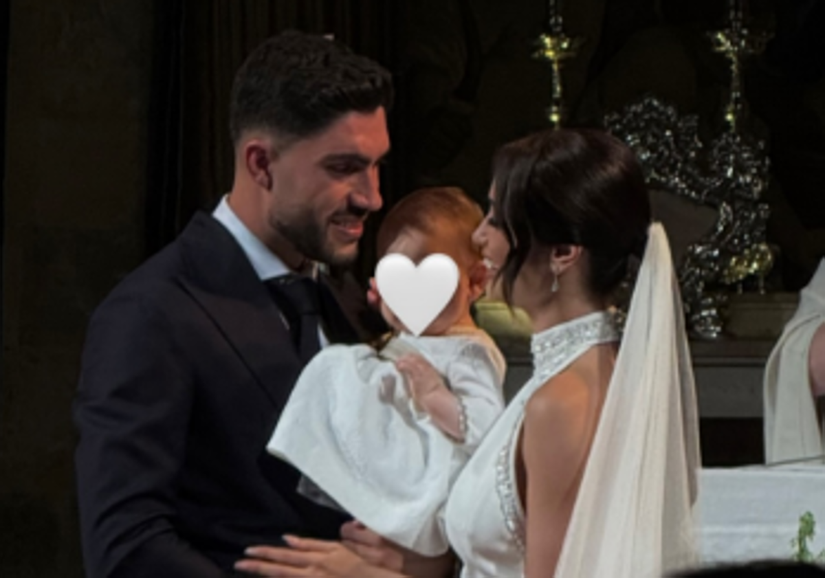 Imagen principal - Omar Montes, fuegos artificiales, música flamenca, un piano cubierto de flores... Así fue la boda de cuento de Unai Núñez y Cintia Roldán