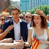 Isabel Díaz Ayuso durante la celebración de la manifestación contra Pedro Sánchez en Madrid este domingo.