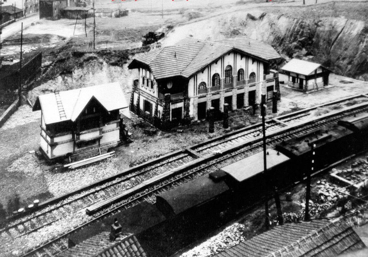 Félix, el joven que murió de un golpe en Basauri cuando viajaba de polizón en el techo de un tren
