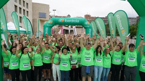 Más de 1.500 personas recorren Bilbao contra el cáncer