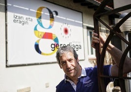 Gotzon Gómez, fotografiado en el exterior de la sede de Gerediaga en Durango.