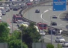 Dos personas resultan heridas en un accidente de tráfico en Erandio