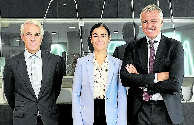 Borja Ochoa, Laura Abásolo y Gonzalo Sánchez.