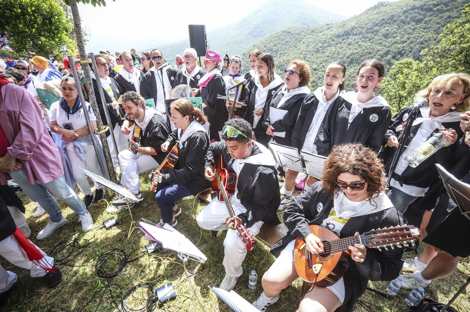Las fiestas de San Juan del Monte, en imágenes