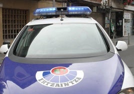 Detenido cuando trataba de entrar por una ventana para robar en una vivienda en Abadiño