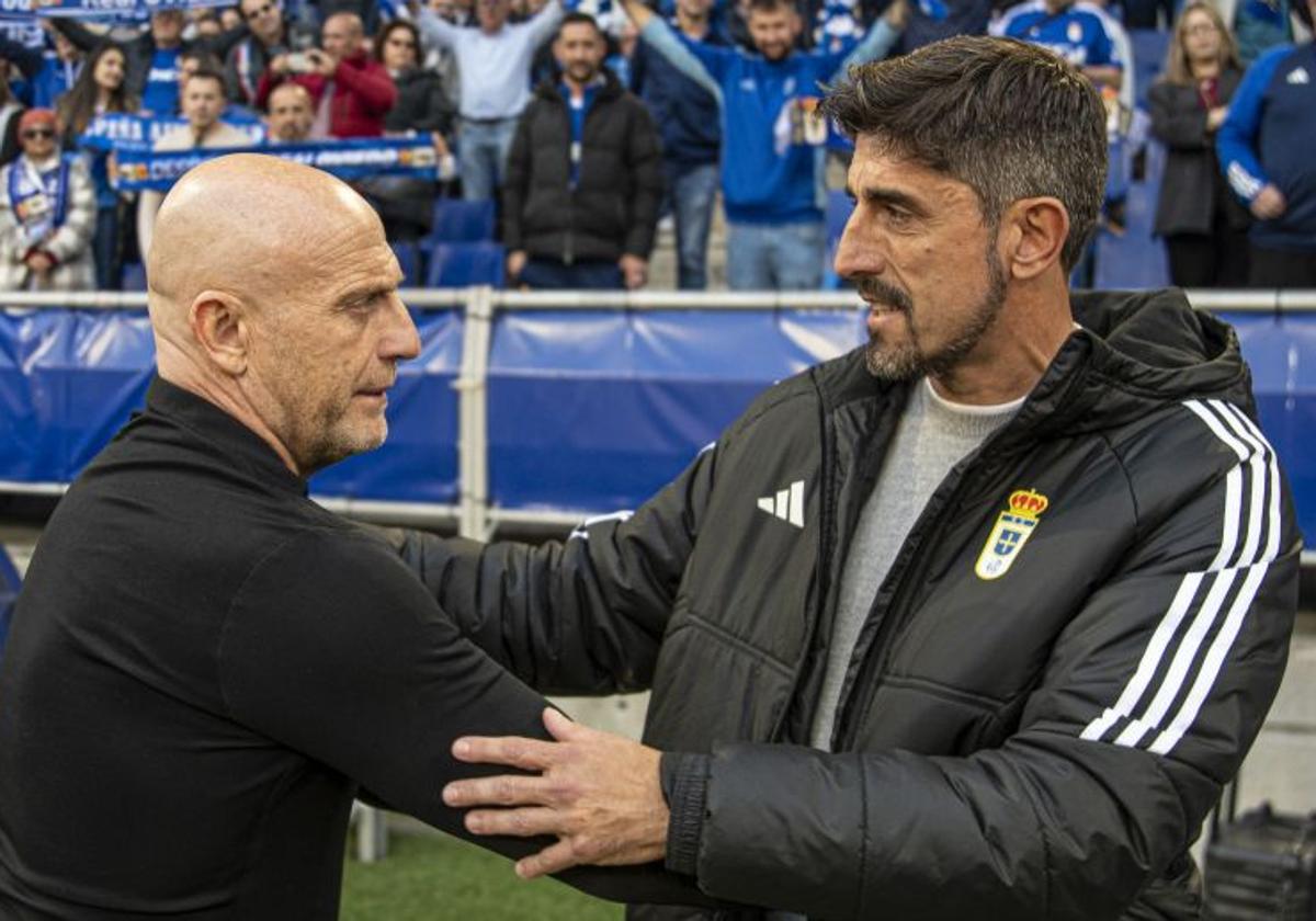 Paunovic se saluda con Calero.