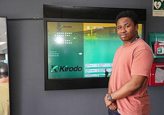 Xabier Planell, uno de los fundadores de Kirodo, posa en el BIC Araba, donde la firma tiene su sede social.