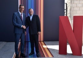 Pedro Sánchez con Ted Sarandos, co-CEO de Netflix.