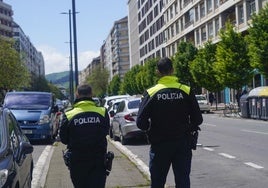 Detenido por llevar drogas en su coche además de dar positivo en cocaína y anfetamina en Vitoria