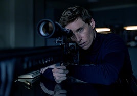 Eddie Redmayne protagoniza la serie 'Chacal'.