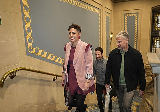 Los concejales de EH-Bildu, con Vitero a la cabeza, en la Casa Consitorial.