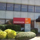 Vista de la entrada a las oficinas centrales de la Corporación Mondragón