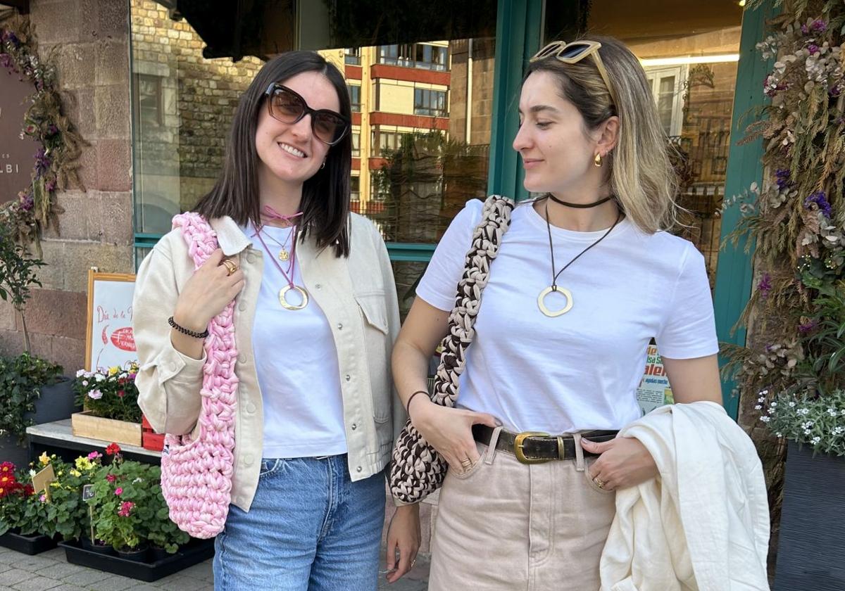 De Villarcayo a Granada: los bolsos coloridos de dos hermanas bilbaínas que triunfan en Instagram.