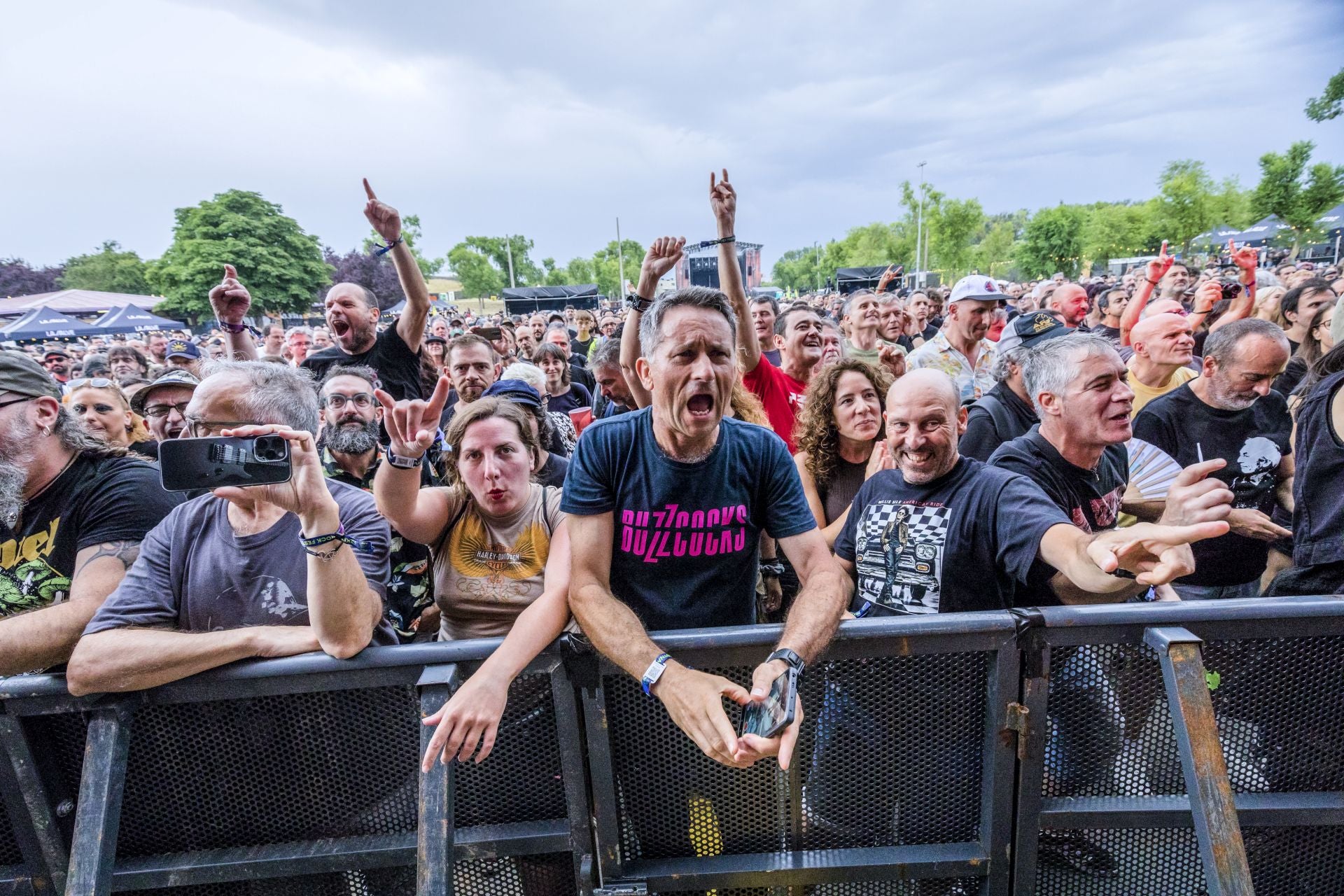 El Azkena Rock levanta el telón