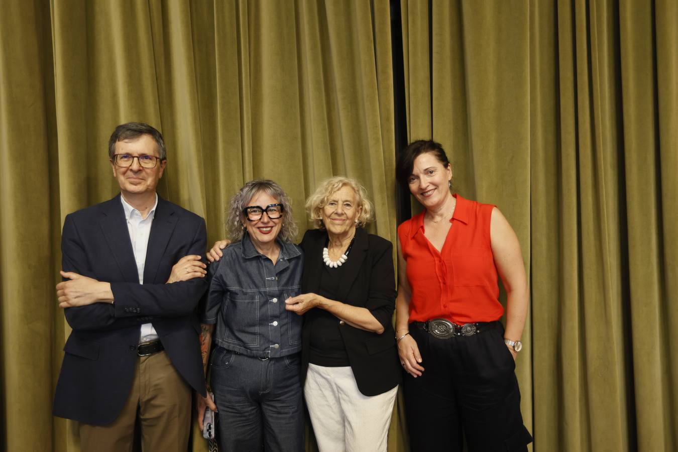 César Coca, Maite García, Manuela Carmena y Verónica Lodeiro.