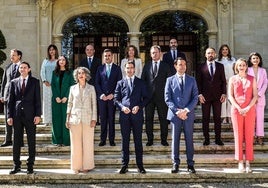 Los vascos suspenden el primer año del Gobierno de Pradales, según el Deustobarómetro