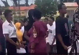 «Sin sujetador, no hay examen»: el escándalo del código de vestimenta en Nigeria