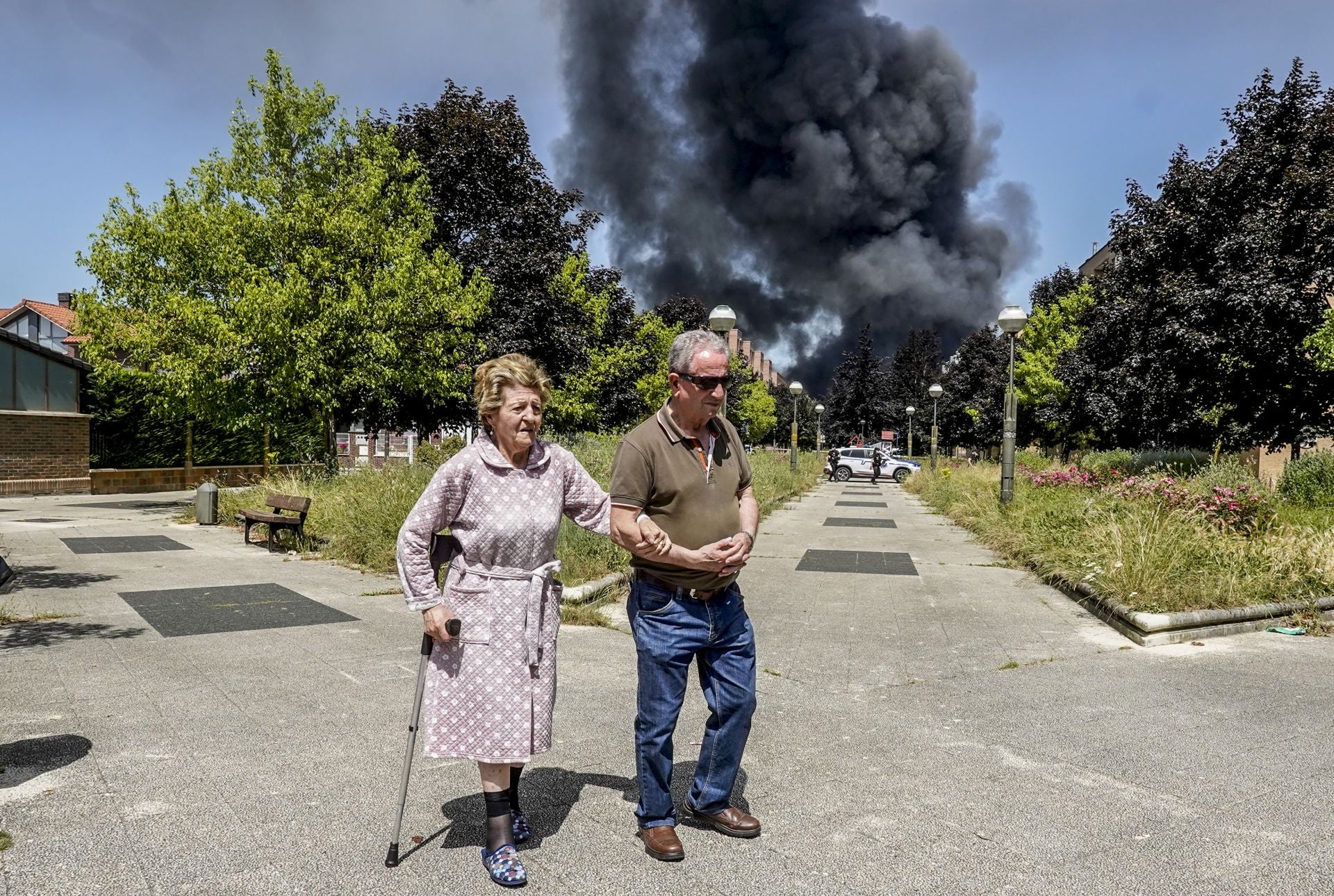 El gran incendio de LEA se ve desde todo Vitoria