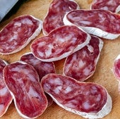Alerta alimentaria «grave» por la presencia de Salmonella en varios lotes de fuet de dos conocidas marcas