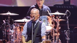 Un Bruce en pie de guerra sacude Anoeta