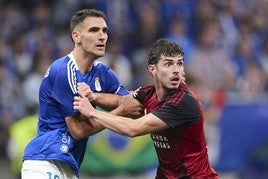 Panichelli, ante el Oviedo.