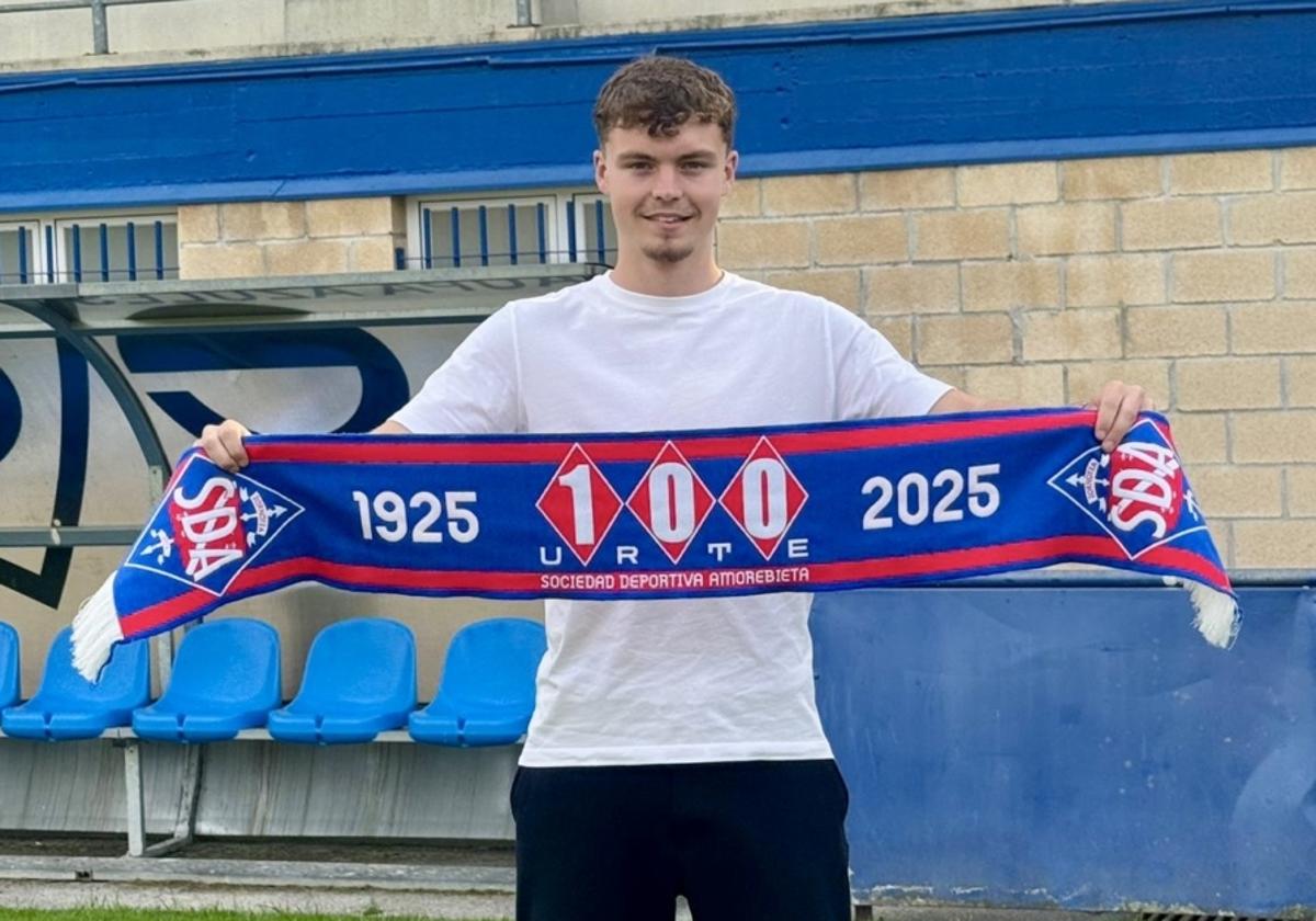 El joven Asier Hernaiz, primer fichaje del Amorebieta