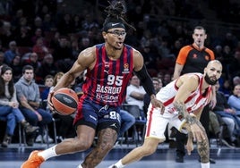 El Estrella Roja anuncia el fichaje de Moneke por dos temporadas