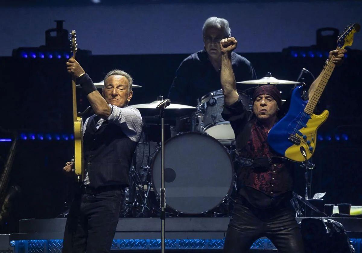 Springsteen y Van Zandt, el pasado sábado en Anoeta.