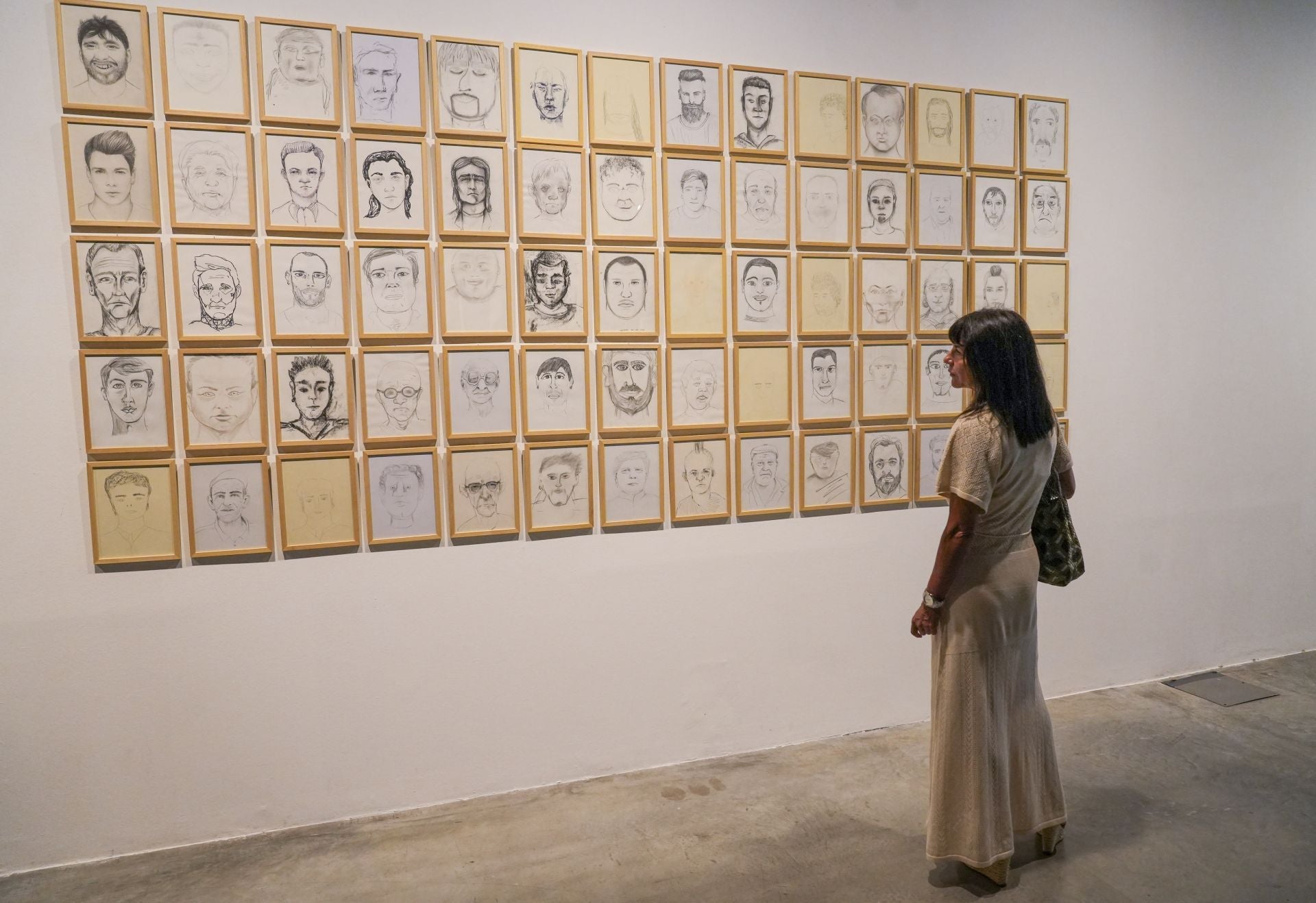Las imágenes de la exposición de Azcona