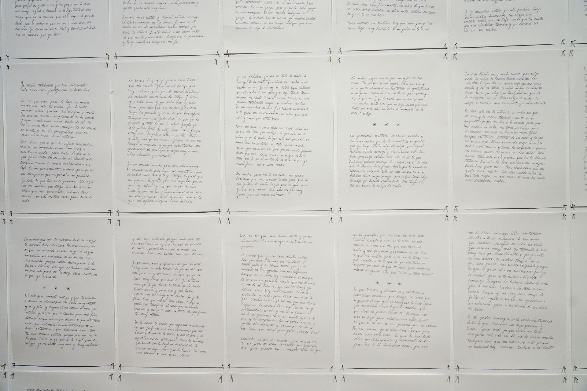 Las imágenes de la exposición de Azcona