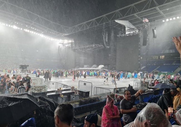 Una tormenta eléctrica obligó a parar media hora el show de Bruce Springsteen