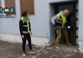 Liberan a 18 mujeres de una red de explotación sexual en pisos prostíbulo: cinco detenidos en Bilbao y Gijón