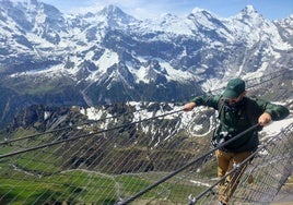 Thrill Walk de Birg en los Alpes berneses.
