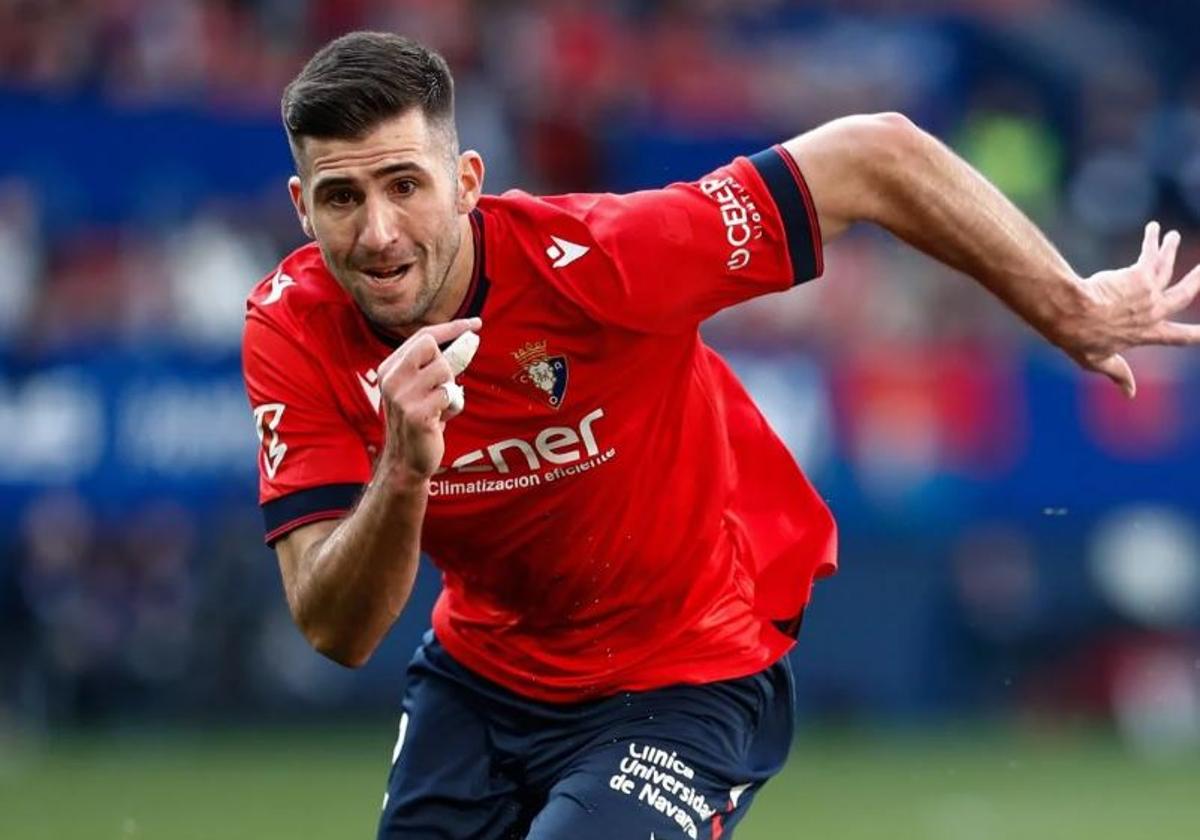 Osasuna mete presión a Areso: «No puedo entender que acabe el año y quede libre. Sé lo que quiere al club»