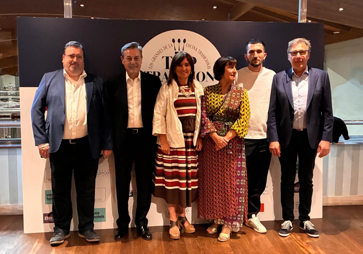 Algunos de los invitados a la gala que se celebró en el hotel Marqués de Riscal.