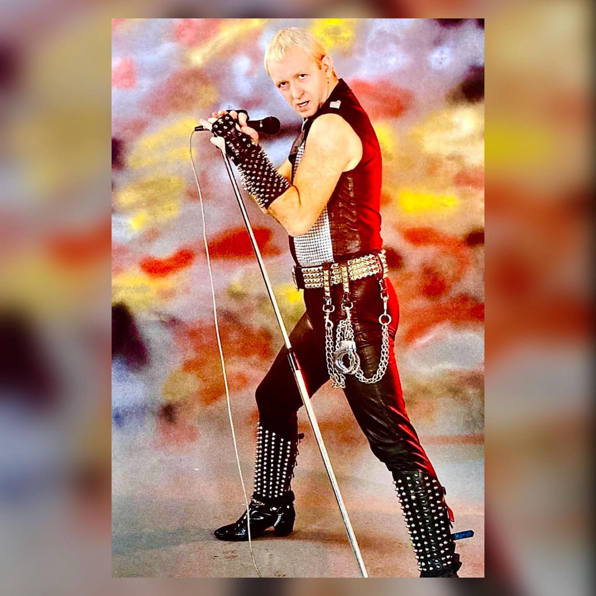 Otra foto de juventud de Halford.