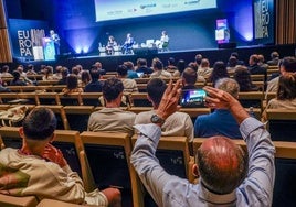 El Auditorio María de Maeztu del Palacio Europa fue el epicentro de la jornada de emprendimiento.