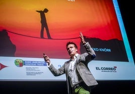 Eneko Knörr, durante su presentación.