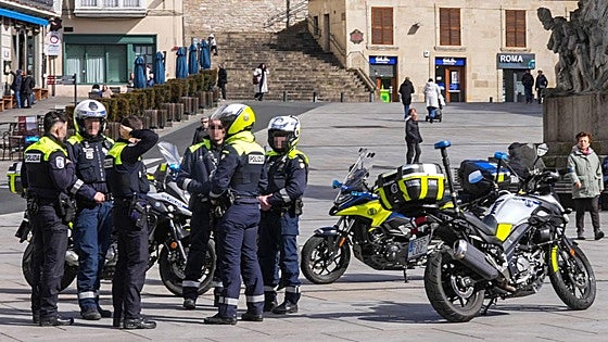 El Ayuntamiento de Vitoria paga «700.000 euros» que adeudaba a policías locales y funcionarios